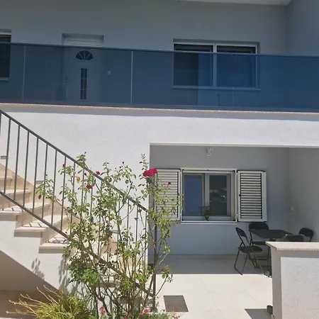 Matea Apartman *